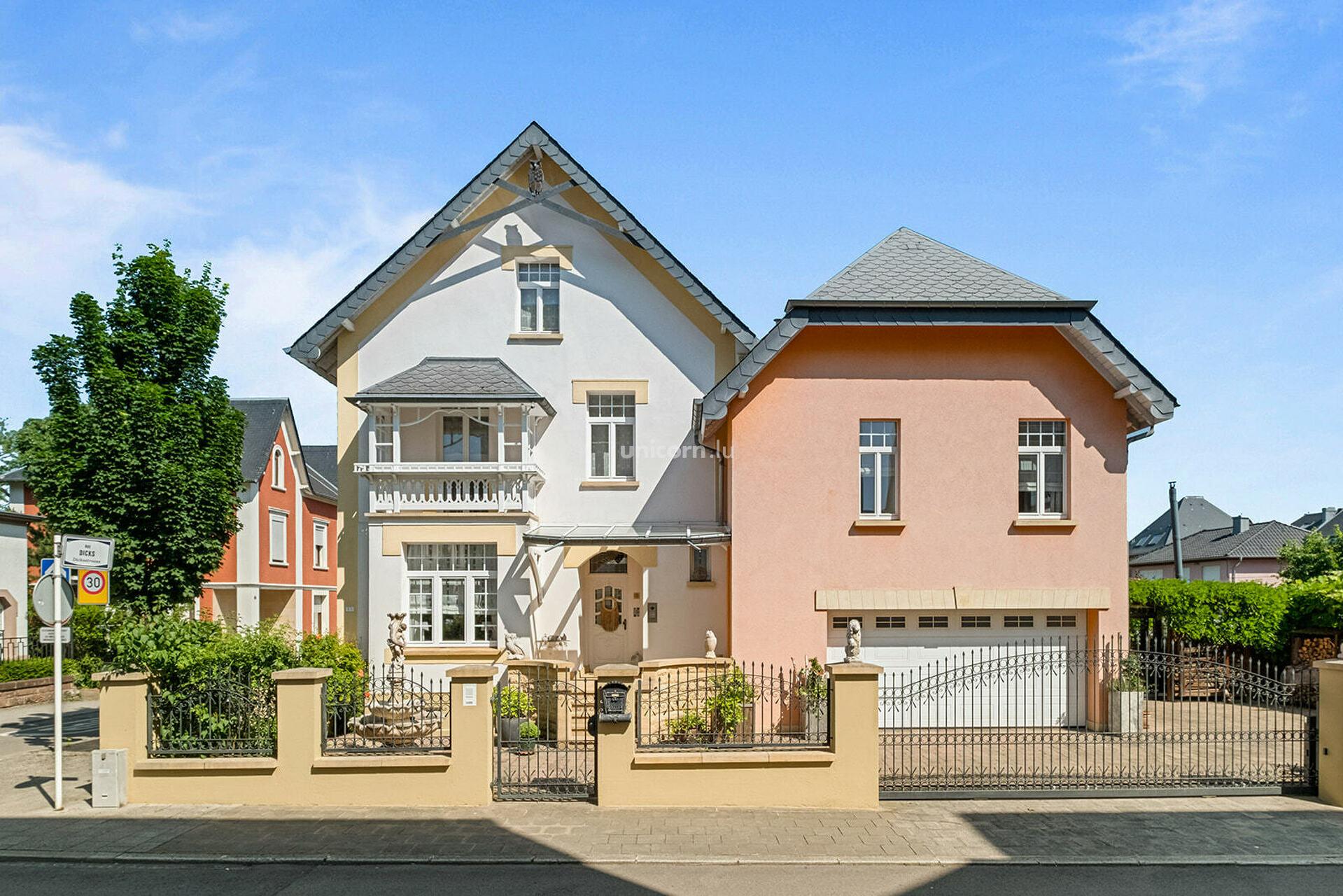 Maison en vente à Pétange  - 234m²