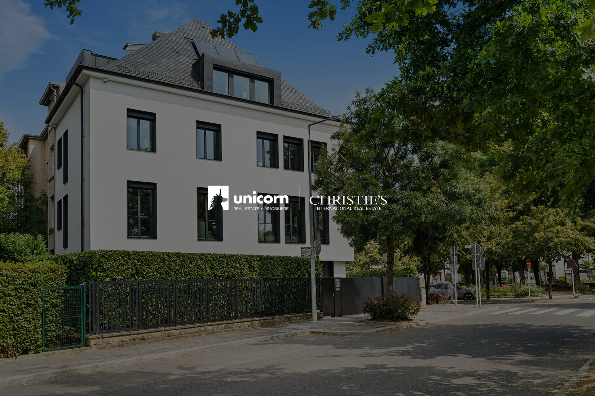 Haus zu verkaufen in Luxembourg-Limpertsberg  - 500m²